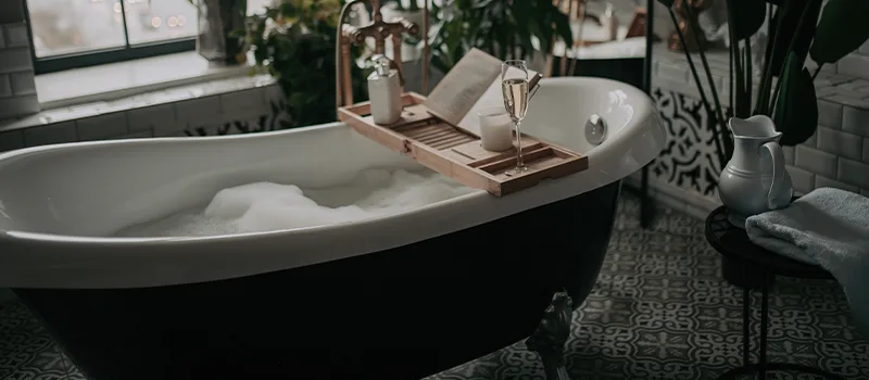 Full Bed Bathtub Replacement in Georgina, ON